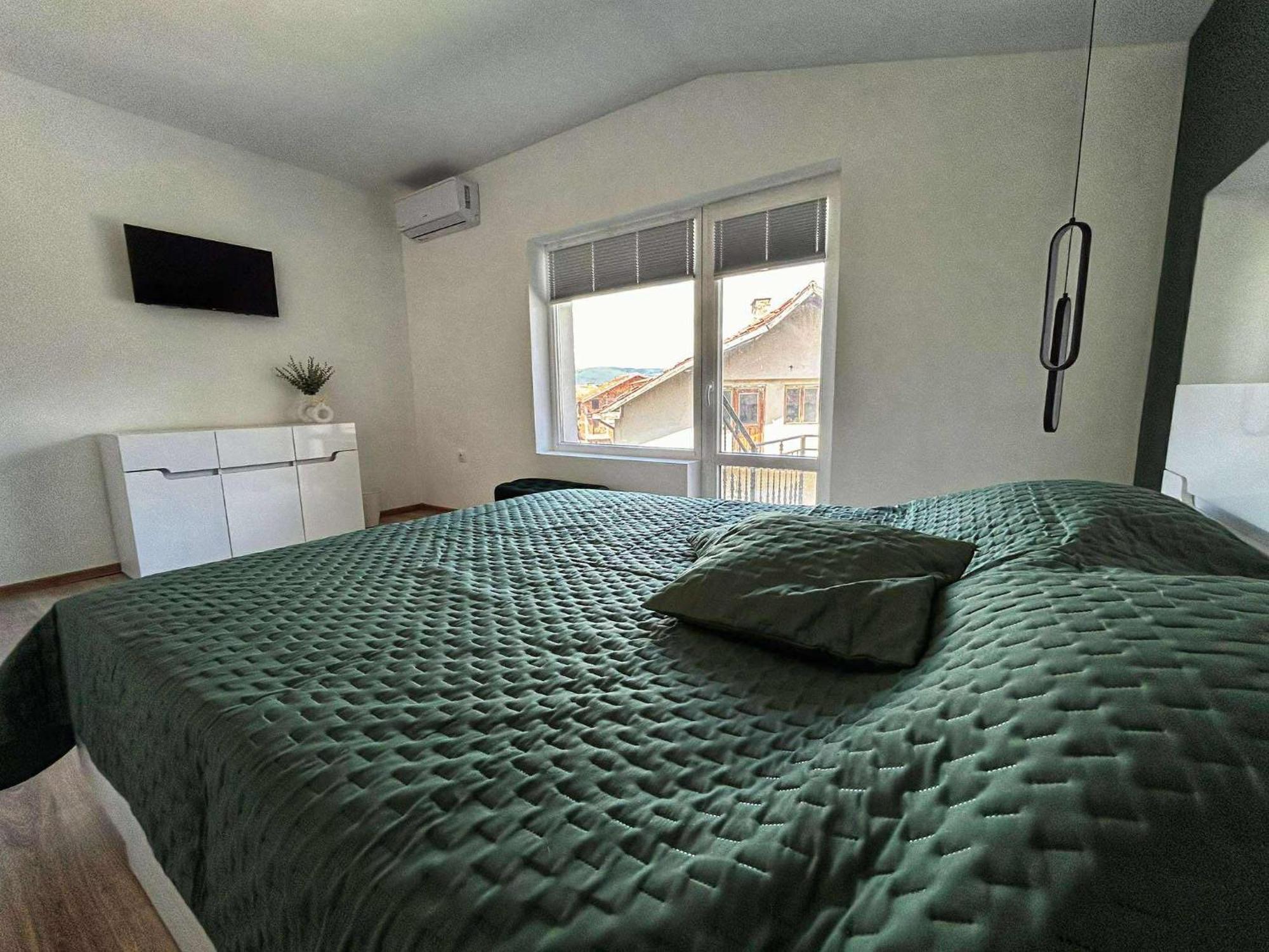 Forest Oasis Guest House Free Parking 사파레바바냐 외부 사진