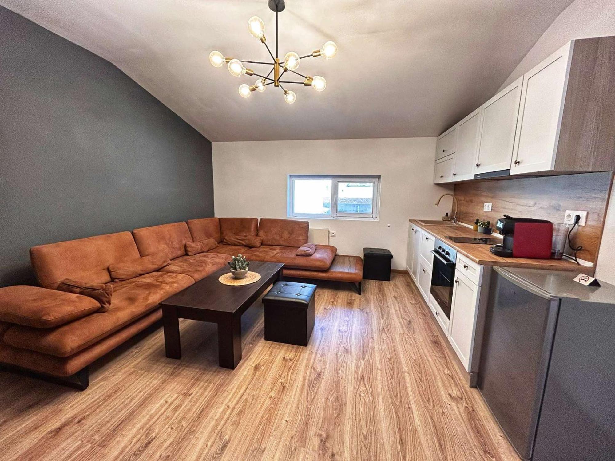 Forest Oasis Guest House Free Parking 사파레바바냐 외부 사진